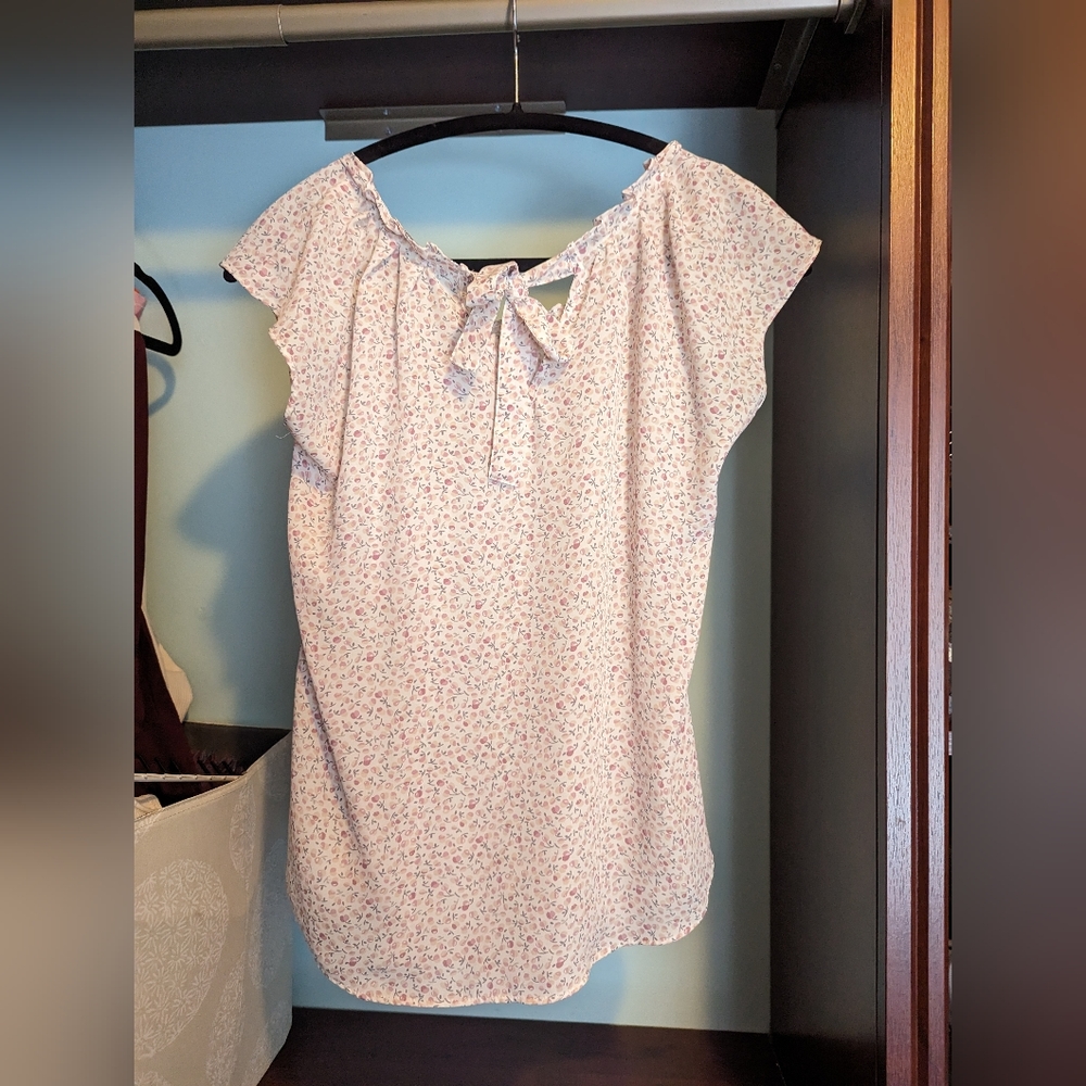 LC Lauren Conrad blouse